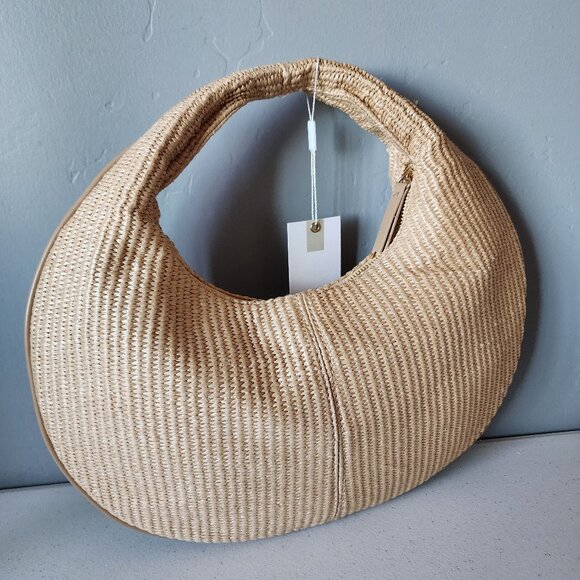 Moda Luxe Straw Hobo "NEW" - Picture 10 of 16